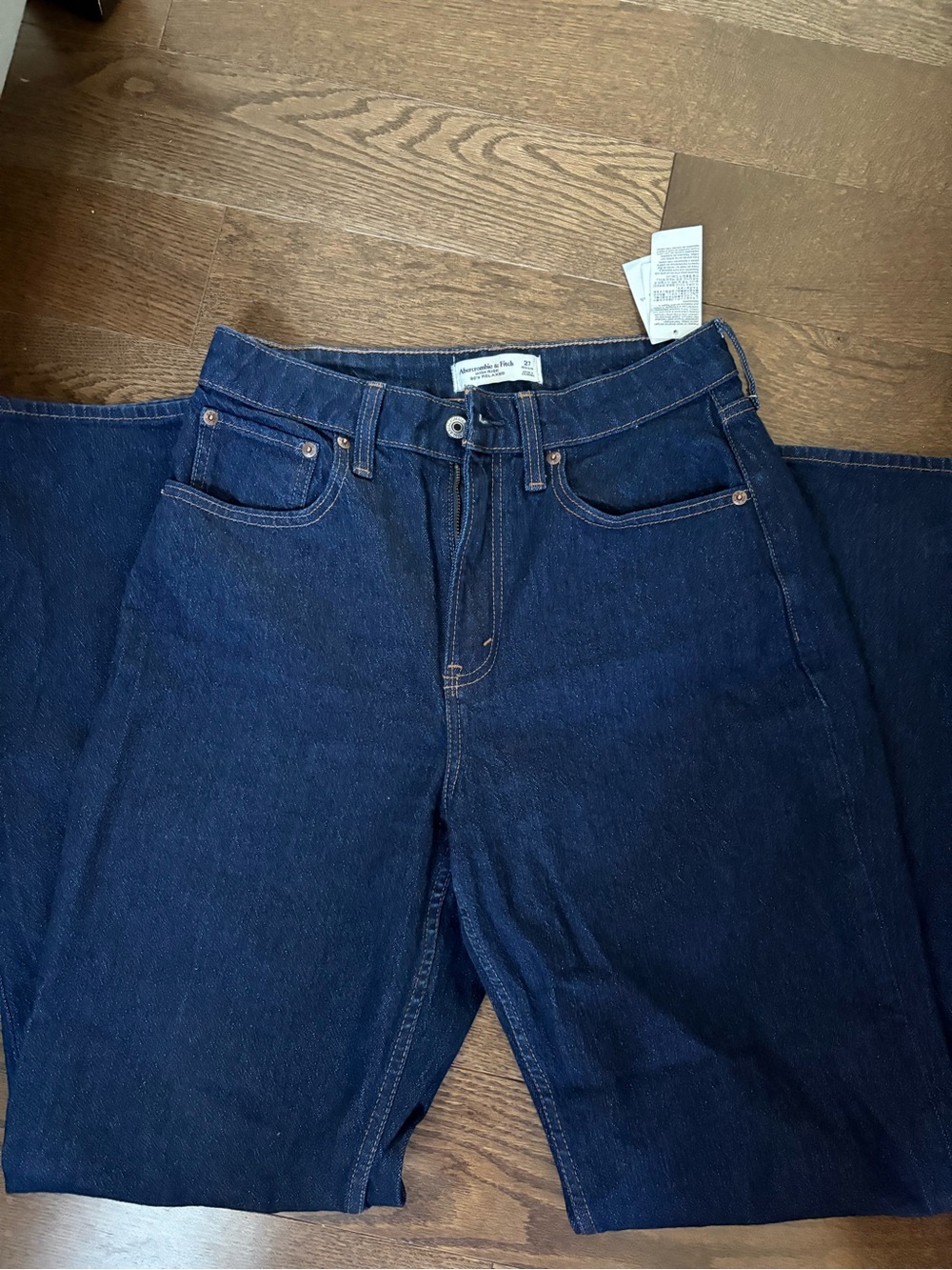 Abercrombie & Fitch High Rise 90’s Relaxed Curve Love Jean